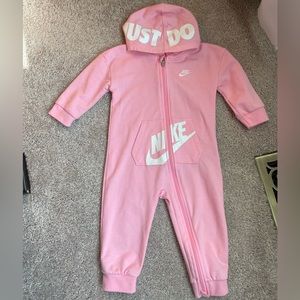 Toddler girls 18 Month Nike Hooded Onesie